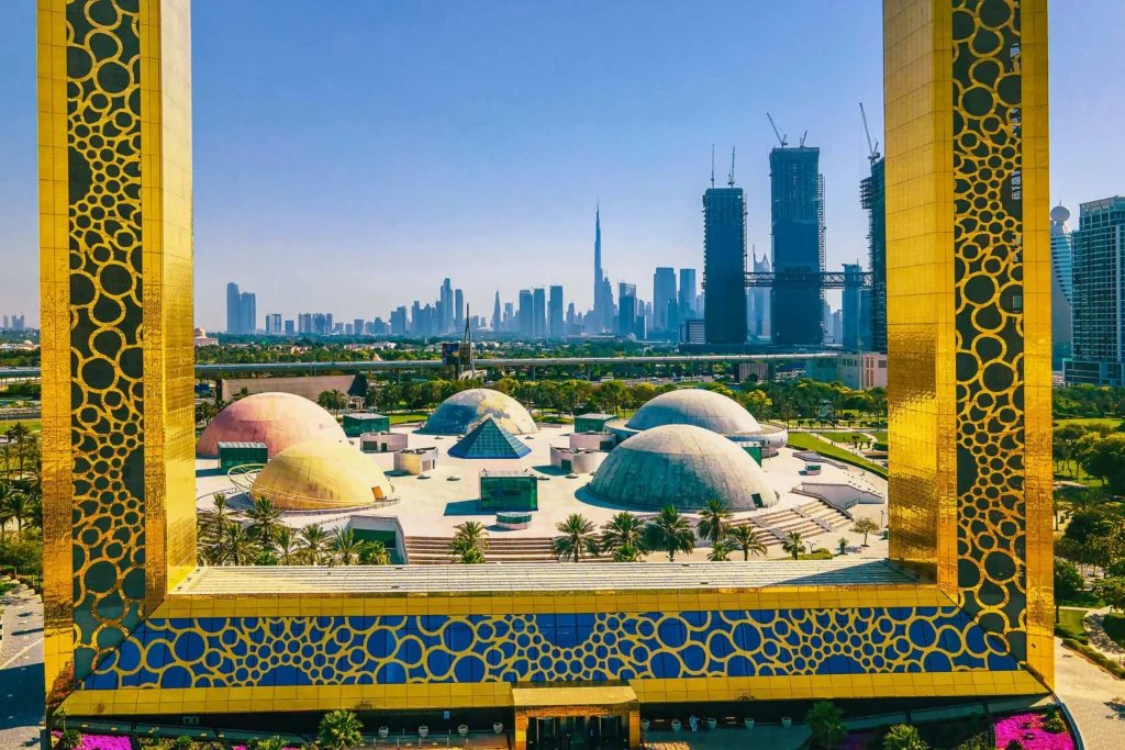Dubai Frame Thumbnail 3